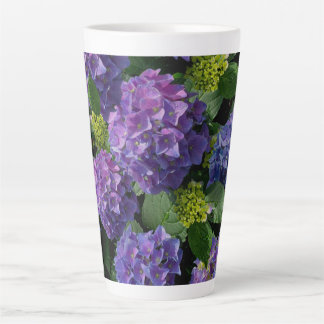 Tasse Latte Elégant bleu violet magenta vert hydrangée florale