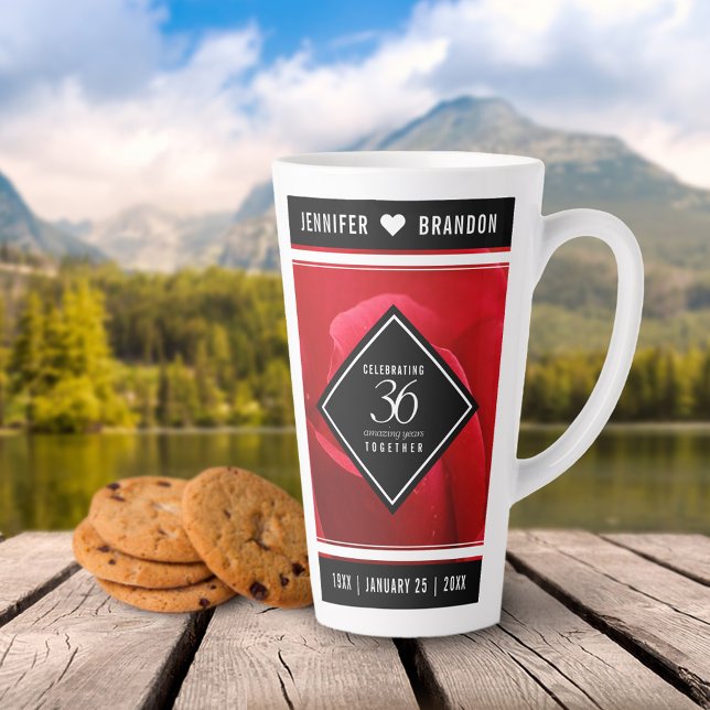 Tasse Latte Élégante célébration du 36e anniversaire du Mariag (36th Rose Wedding Anniversary Latte Mug Cover Photo.)