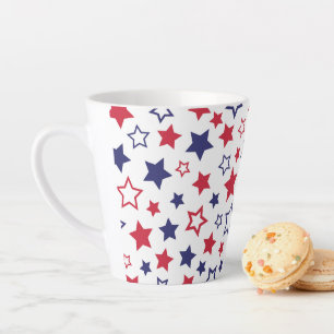 Tasse Latte Étoiles rouges et bleues, 4 juillet, fond blanc
