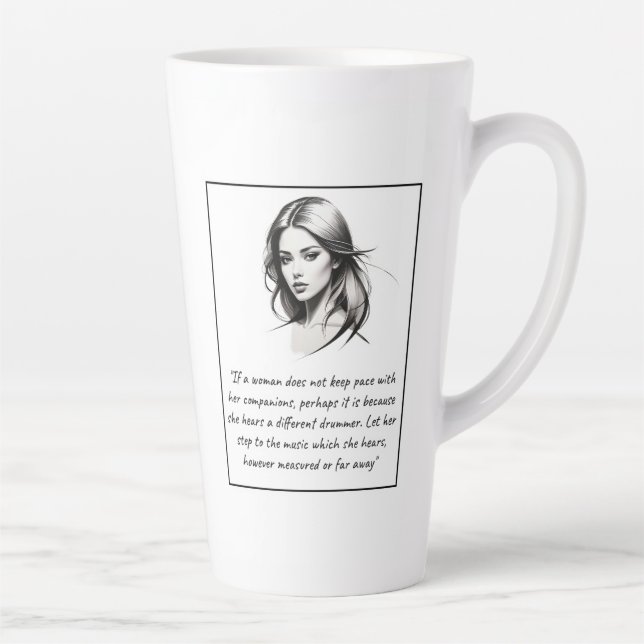 Tasse Latte Femme — Citation de batteur différente (Droite)