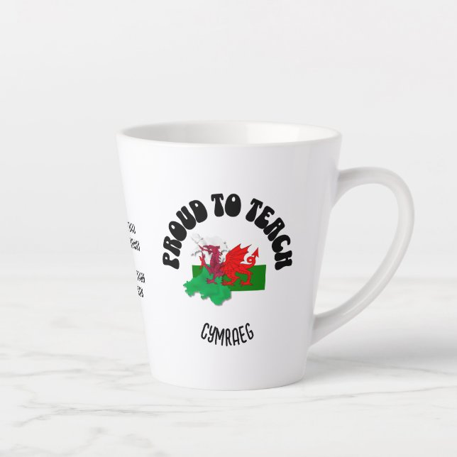 Tasse Latte FIER D'APPRENDRE À CYMRAEG Welsh L'appréciation de (Droite)