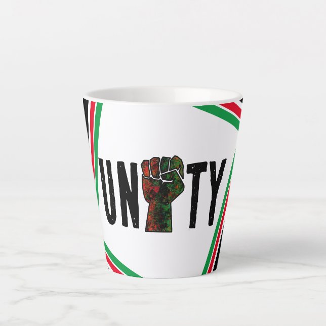 Tasse Latte fierté noire drapeau rouge vert poing panafricain  (Devant)