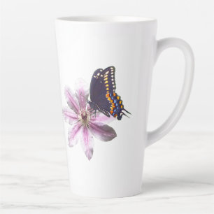 Tasse Latte Fleur de Clematis et papillon noir à queue noire