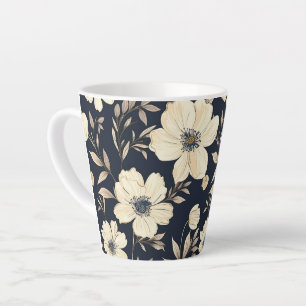 Tasse Latte Fleurs Crème Classiques sur Fond Bleu Marine Foncé