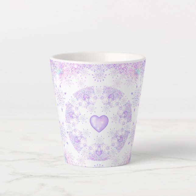 Tasse Latte flocon de neige violet clair et coeur étincelant (Devant)