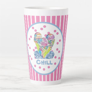 Tasse Latte Glace à la crème rose rafraîchissante