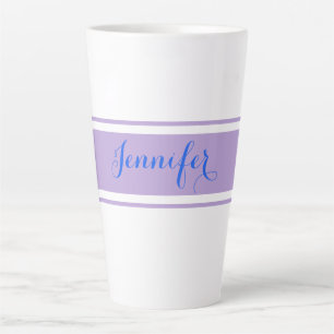 Tasse Latte Grand nom en écriture bleue, rayures lavande sur f