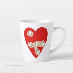 Tasse Latte Graphique de cœur rouge avec perforations déchirée
