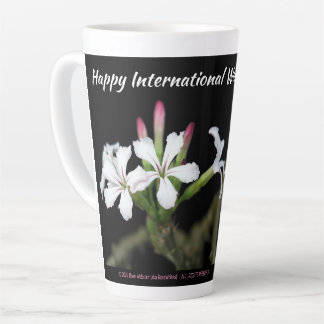 Tasse Latte Happy Women's Day 2026 by RoseWrites 