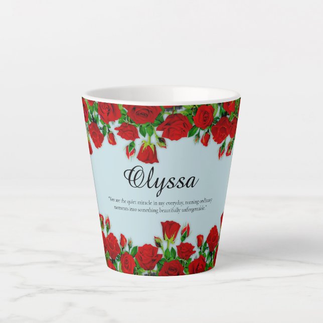 Tasse Latte Jardin de roses rouges classique romantique nom pe (Devant)