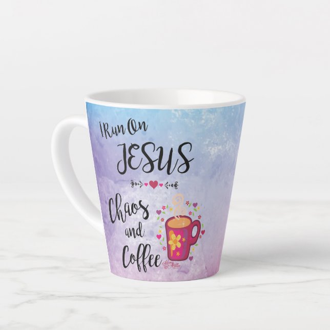 Tasse Latte Je cours sur Jésus, le chaos et le café (Angle gauche)