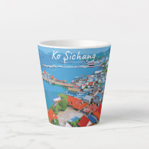 Tasse Latte Ko Sichang, Thaïlande - Vue vibrante sur le port e