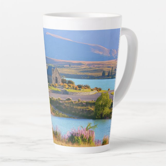 Tasse Latte Lac Tekapo pittoresque (Angle droit)