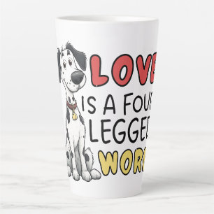 Tasse Latte L'amour de dalmatien est un mot de quatre lettres