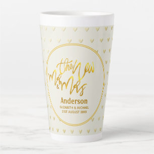 Tasse Latte Le Nouveau M. et Mme (nom, date) Mariage Coeurs d'