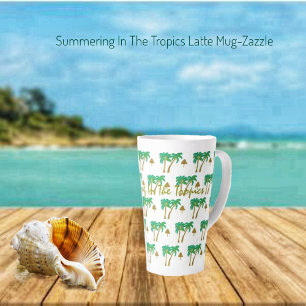 Tasse Latte L'Ésumer Dans Les Tropiques