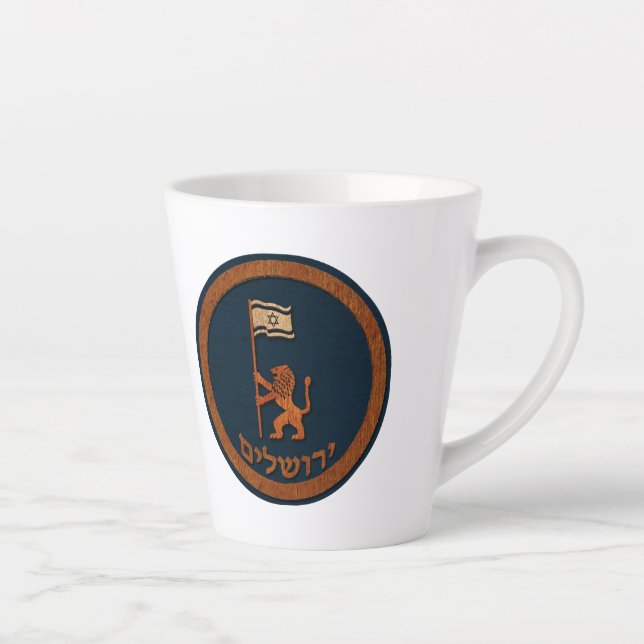 Tasse Latte Lion Du Jour De Jérusalem Avec Drapeau (Droite)