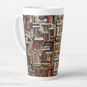 TASSE LATTE LIVRES EN BIBLIOTHÈQUE