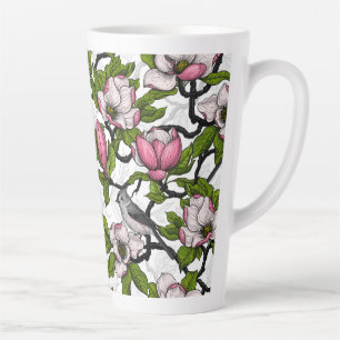 Tasse Latte Magnolia en floraison et tireur