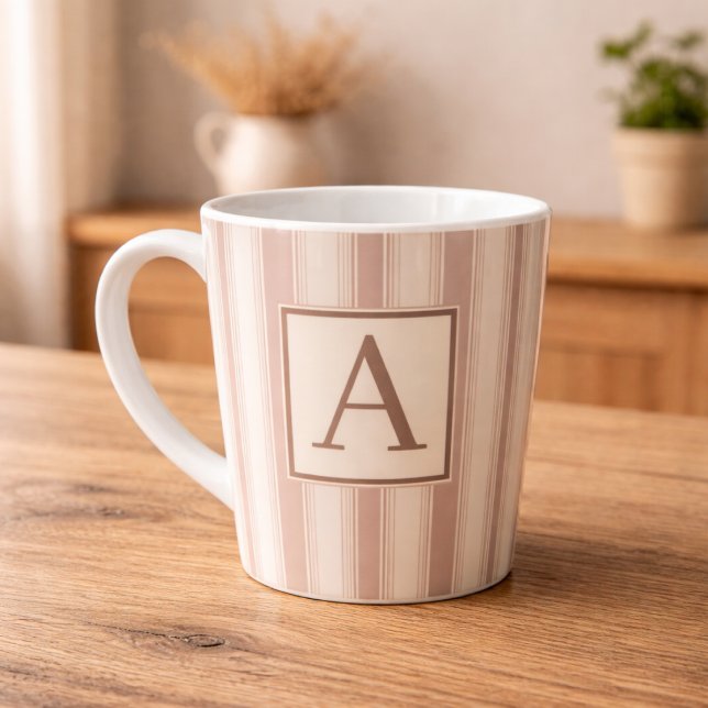 Tasse Latte Maison de campagne rustique initiale rayée beige e (Créateur téléchargé)
