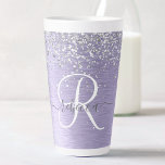 Tasse Latte Métal brossé violet Parties scintillant d'argent N<br><div class="desc">Personnalisez facilement ce design chic et branché en latte avec une jolie parties scintillant brillante en argent sur un arrière - plan métallique brossé violet.</div>