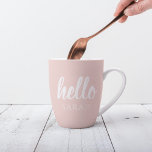 Tasse Latte Moderne Minimal Pastel Rose Bonjour Et Vous Nom<br><div class="desc">Moderne Minimal Pastel Rose Bonjour Et Vous Nom</div>