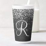 Tasse Latte Monogramme à étincelle noire à Parties scintillant<br><div class="desc">Personnalisez facilement ce design élégant de tasse en latte avec une jolie parties scintillant brillante en argent sur un arrière - plan métallique brossé noir.</div>