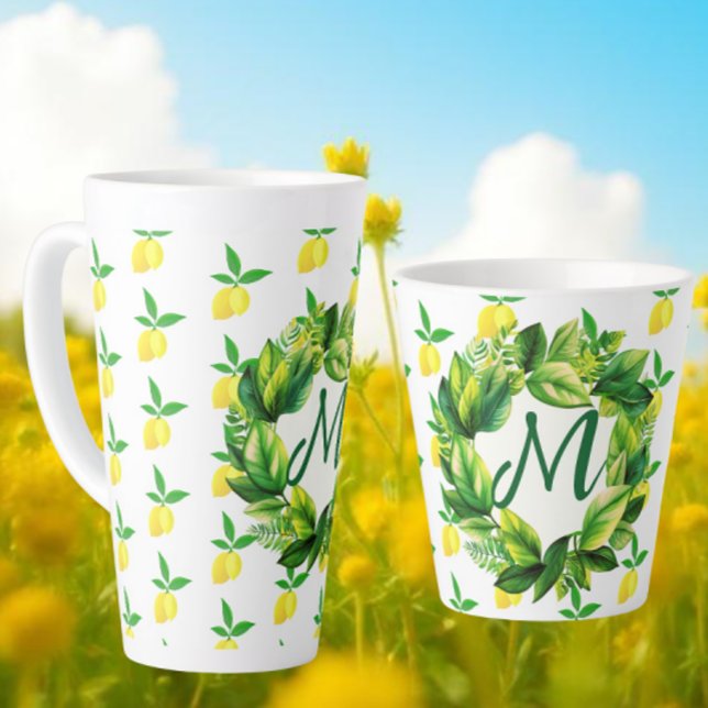 Tasse Latte Monogramme Citrons Jaunes  (Personalize with a monogram of your choice)