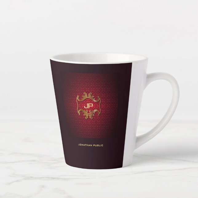 Tasse Latte Monogramme Elegant Rouge Damask Modèle classique (Droite)