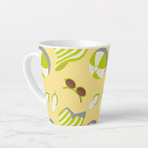 Tasse Latte Motif de plage avec lunettes de soleil et casquett