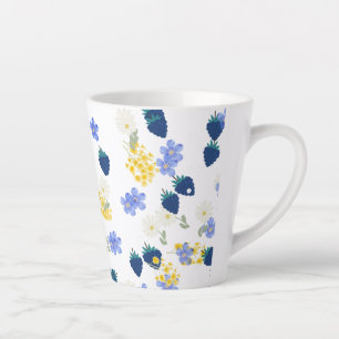 Tasse Latte Motif floral de fleurs sauvages et de mûres
