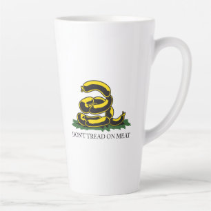Tasse Latte Ne marchez pas sur la viande drôle Gadsden drapeau