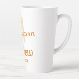 Tasse Latte nom de garçon d'honneur orange lettre date masculi
