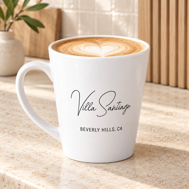 Tasse Latte Nom de résidence Chic Script Home Latte (Créateur téléchargé)