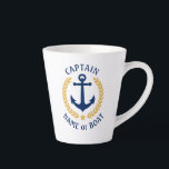 Tasse Latte Nom du bateau capitaine Ancre Gold Laurel Star<br><div class="desc">Une Mug en latte personnalisée de 12oz avec grade de capitaine ou autre titre, votre nom de bateau, votre nom de famille ou tout autre texte souhaité. Doté d'une ancre nautique conçue sur mesure, de feuilles de lauriers de style or et d'un emblème d'étoiles. Fait un grand cadeau pour toute...</div>