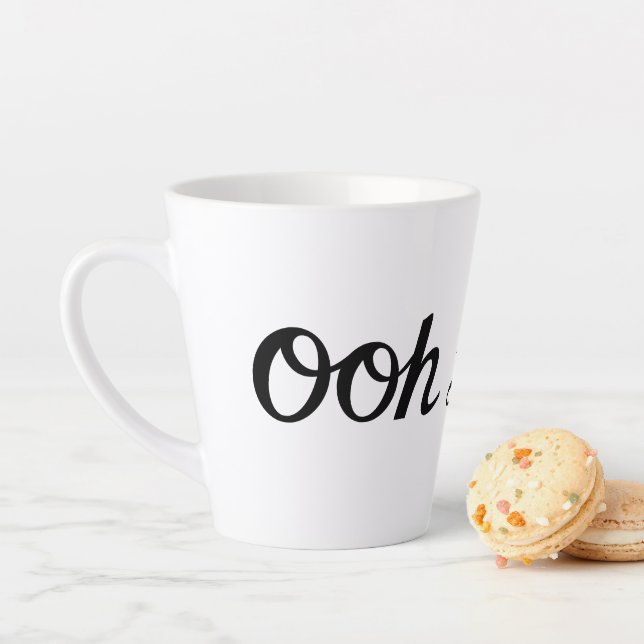 Tasse Latte Ooh La La Script Noir (En situation)