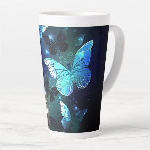 Tasse Latte Papillon de nuit voltigeant