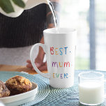 Tasse Latte Photo Collage moderne et coloré Meilleur cadeau de<br><div class="desc">Un collage photo moderne et le cadeau coloré "Best Mom Ever" est un cadeau réfléchi et personnalisé pour toute mère. La photo de collage est une collection de différentes images qui ont été arrangées avec art pour former une composition cohésive et visuellement attrayante. Ces photos peuvent présenter des souvenirs chéris,...</div>