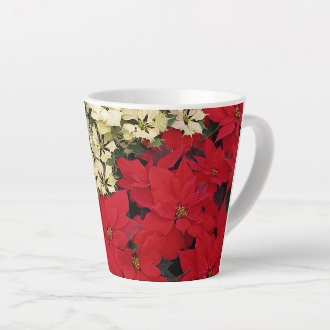 Tasse Latte Poinsettias blanches et rouges I Holiday Floral (Angle droit)