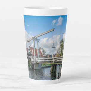 Tasse Latte pont en bois