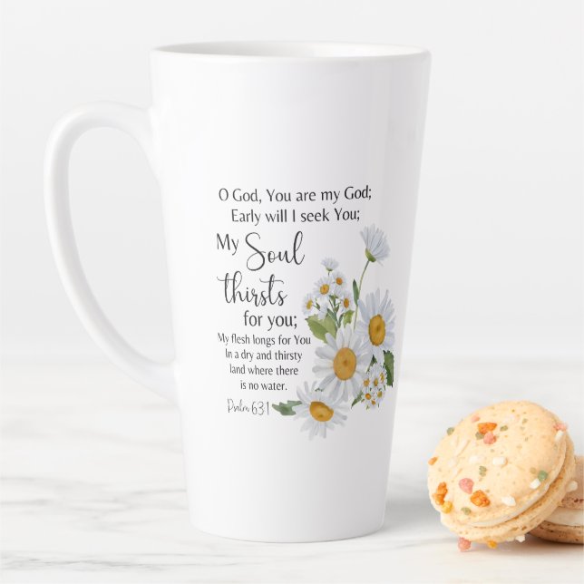 Tasse Latte Psaume 63:1 Écriture Bible Chamomile Fleurs (En situation)