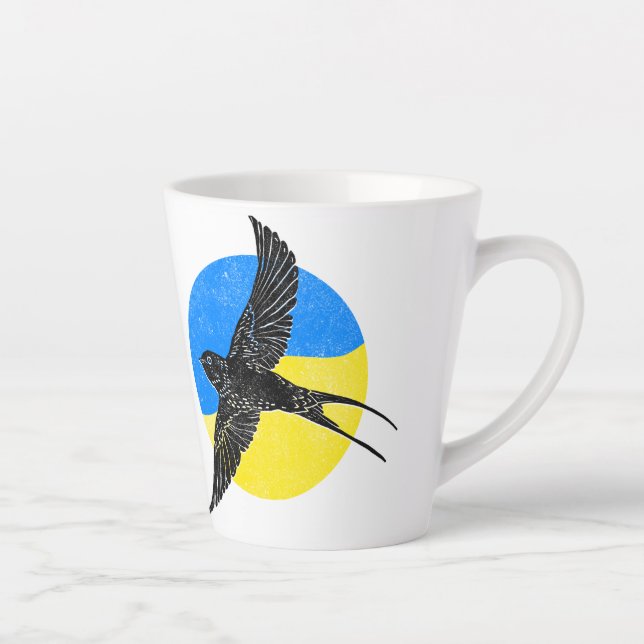 Tasse Latte Queue de Swallowtail sur fond Bleu & Jaune, modèle (Droite)