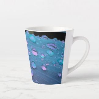 Tasse Latte Raindrops Closeup, Spacey Blues