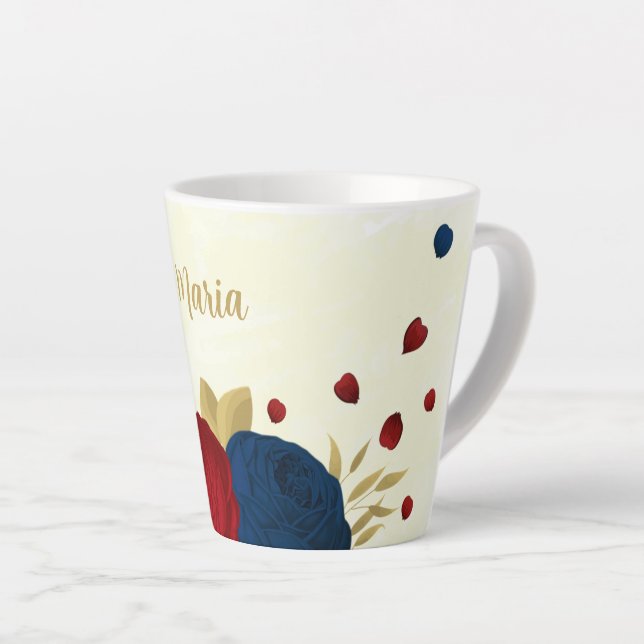 Tasse Latte rouge & fleurs bleu marine feuilles d'or mariage (Angle droit)