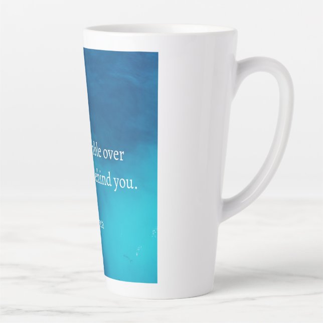 Tasse Latte Seneca : Concentrons-nous sur l'avenir, ne tombez  (Droite)