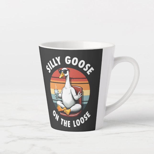 Tasse Latte Silly Goose sur Loose Meditation Yoga Retro (Droite)