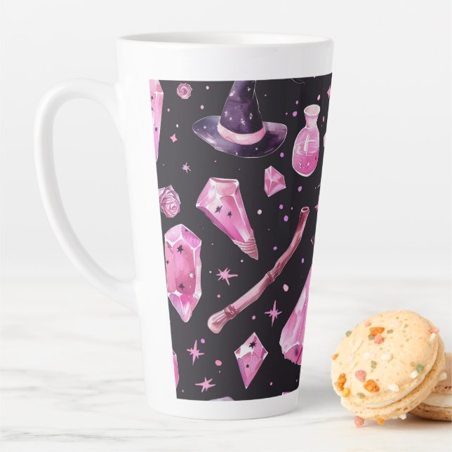 Tasse Latte Sorcière rose (En situation)