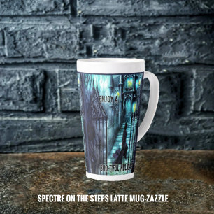Tasse Latte Spectre Sur Les Marches