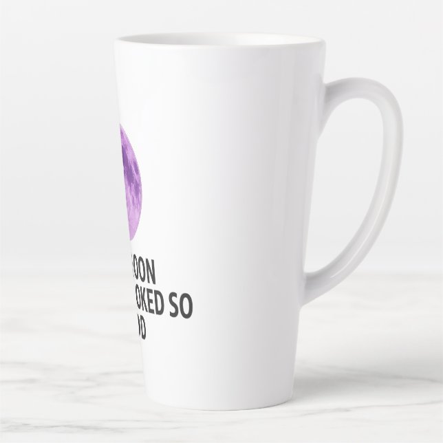 Tasse Latte The Moon Never Looked So Good T-Shirt (Droite)