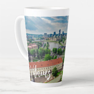 Tasse Latte Vue aérienne de Vilnius, Lituanie